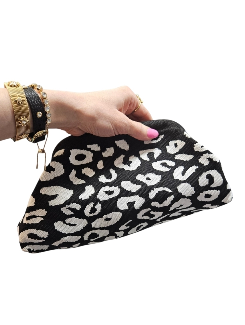 NEW Black & White Leopard Knit Hinge Closure Clutch